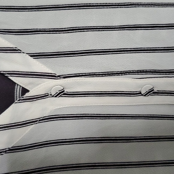 Meadow Rue Stripped Short Sleeve Button Down - Picture 5 of 5